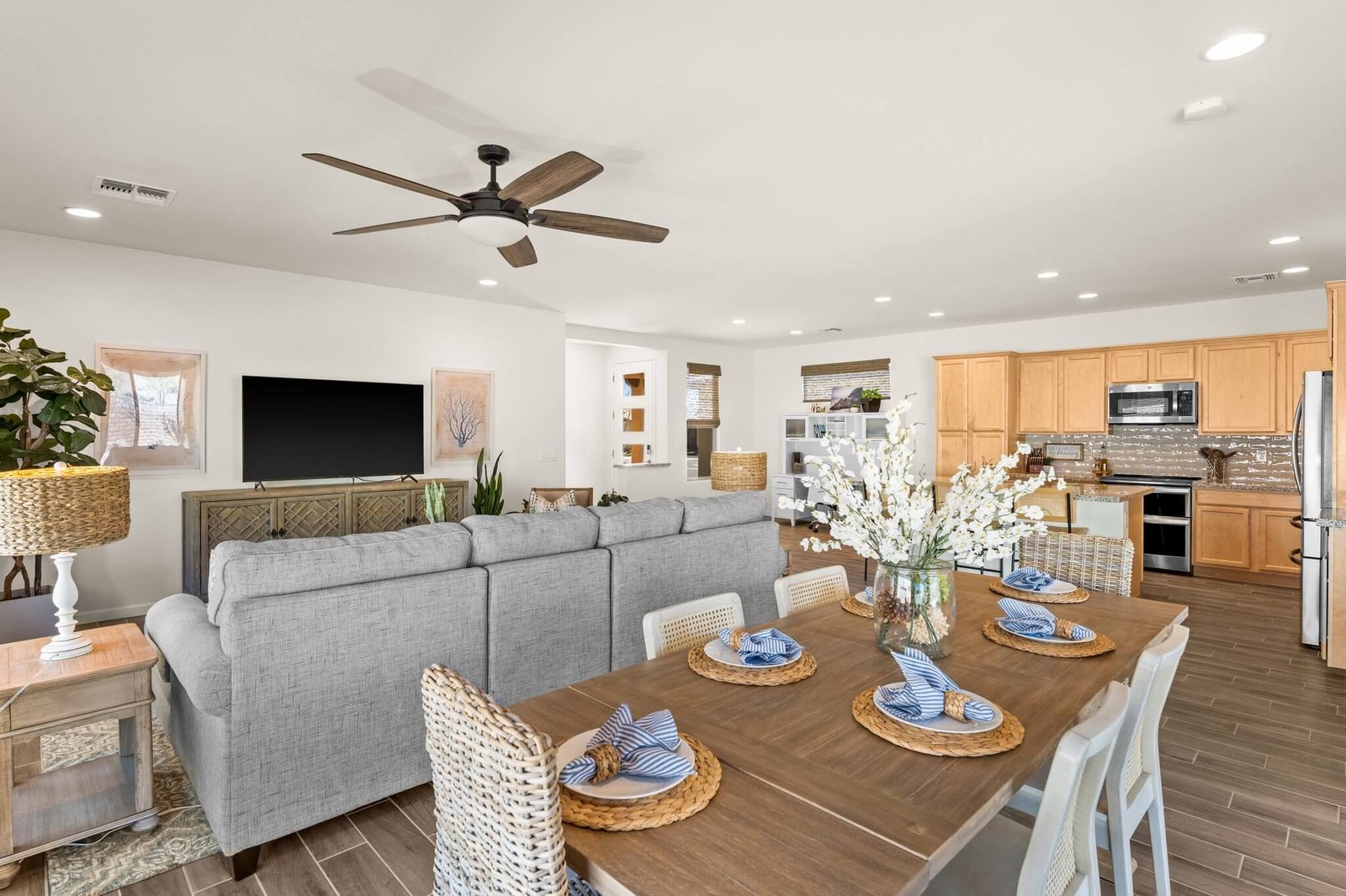 19-web-or-mls-2023-04-04 00.50.09-1 4330 CUTTER LANE