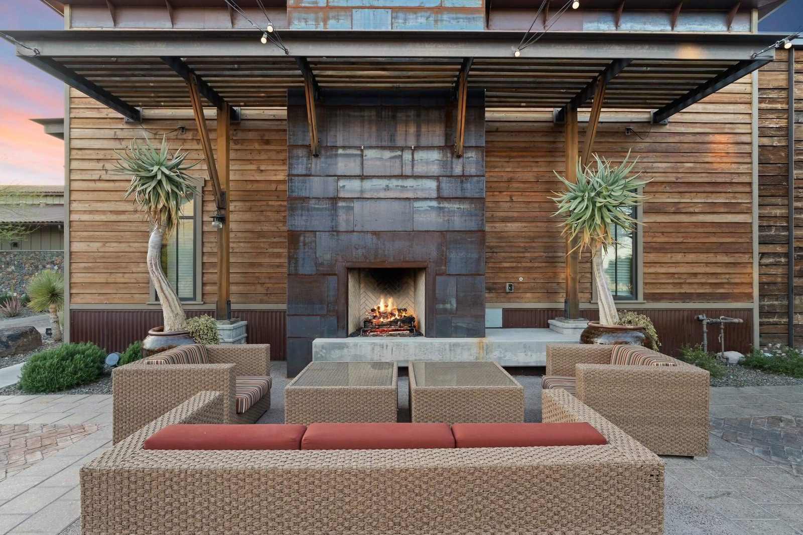 Michele Agrusa Wick Luxury Home Wickenburg Ranch 17 4330 CUTTER LANE