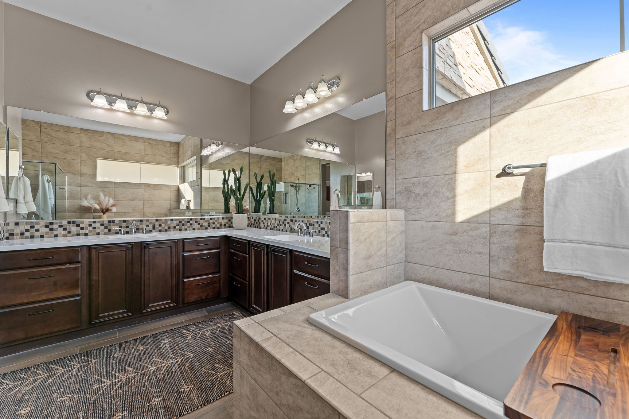 3385 RISING SUN RIDGE
