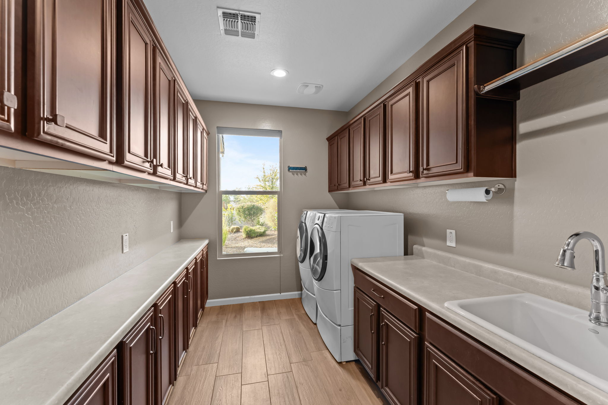 3385 RISING SUN RIDGE
