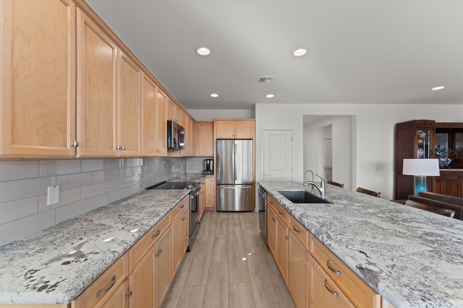 9-web-or-mls-DSC04702 4098 PRAIRIE SCHOONER ROAD