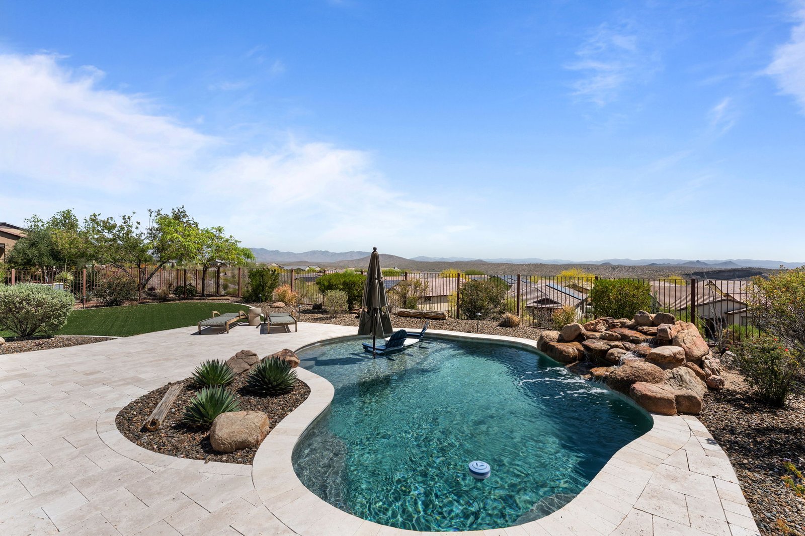3855 GOLD RIDGE ROAD