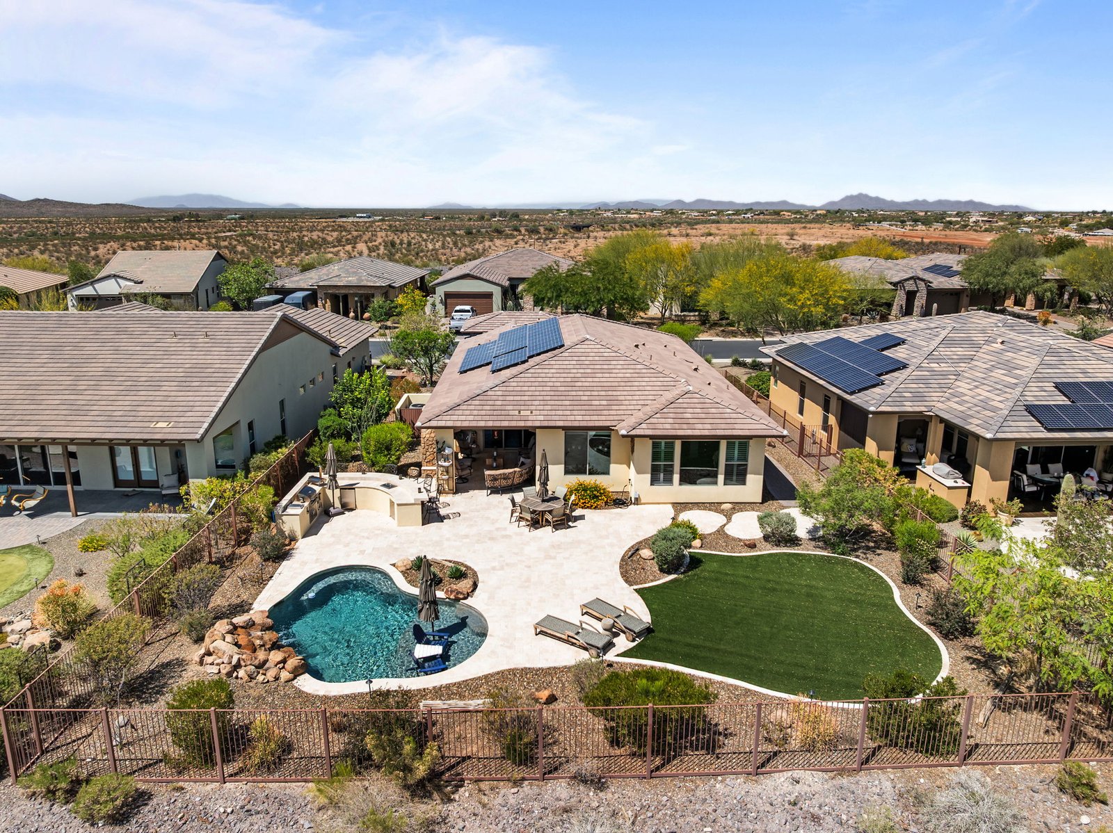 3855 GOLD RIDGE ROAD