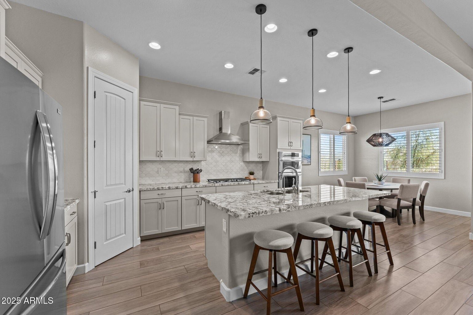 20260510153446709031000000-o 4255 BLACKSMITH WAY