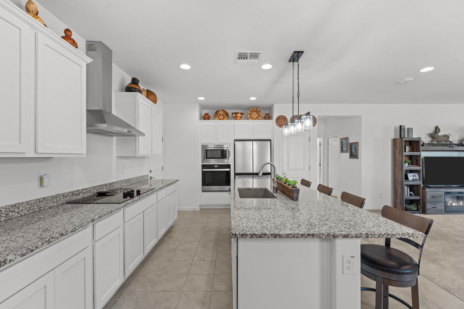 3071 PROSPECTOR WAY
