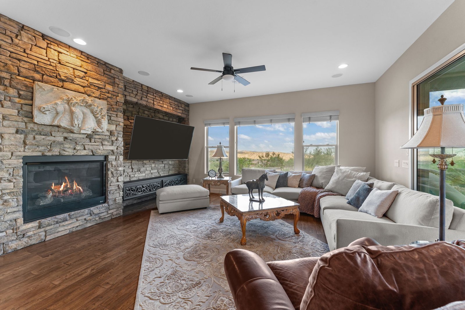 4281 LEAF SPRING DRIVE