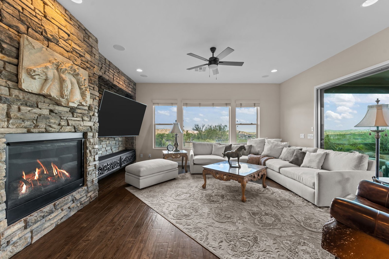 4281 LEAF SPRING DRIVE