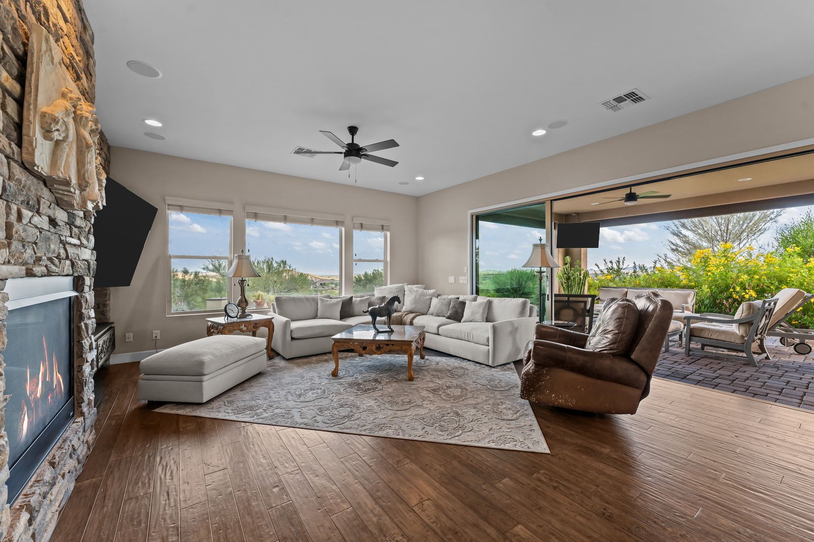 4281 LEAF SPRING DRIVE