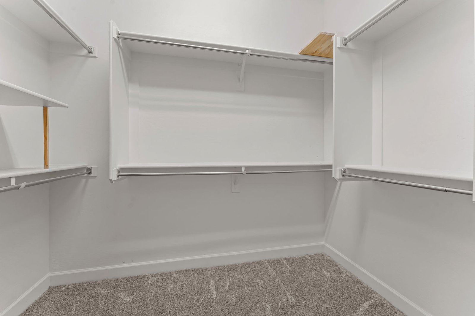 4281 LEAF SPRING DRIVE