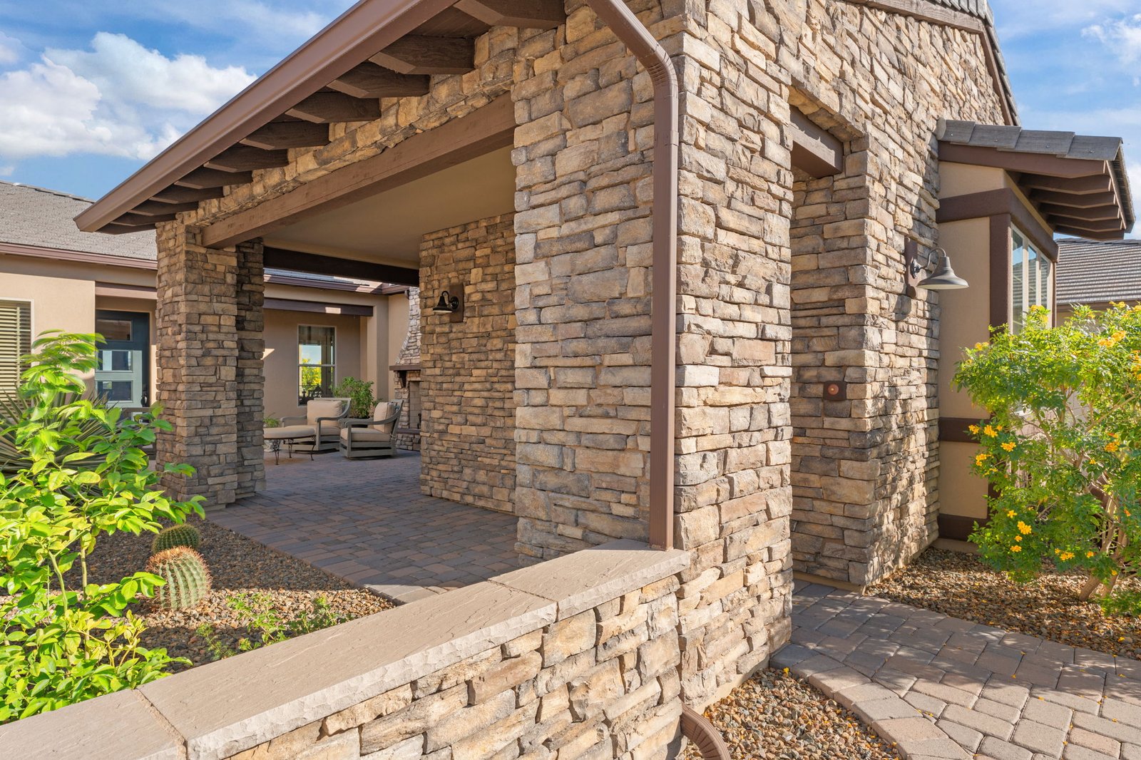 4281 LEAF SPRING DRIVE