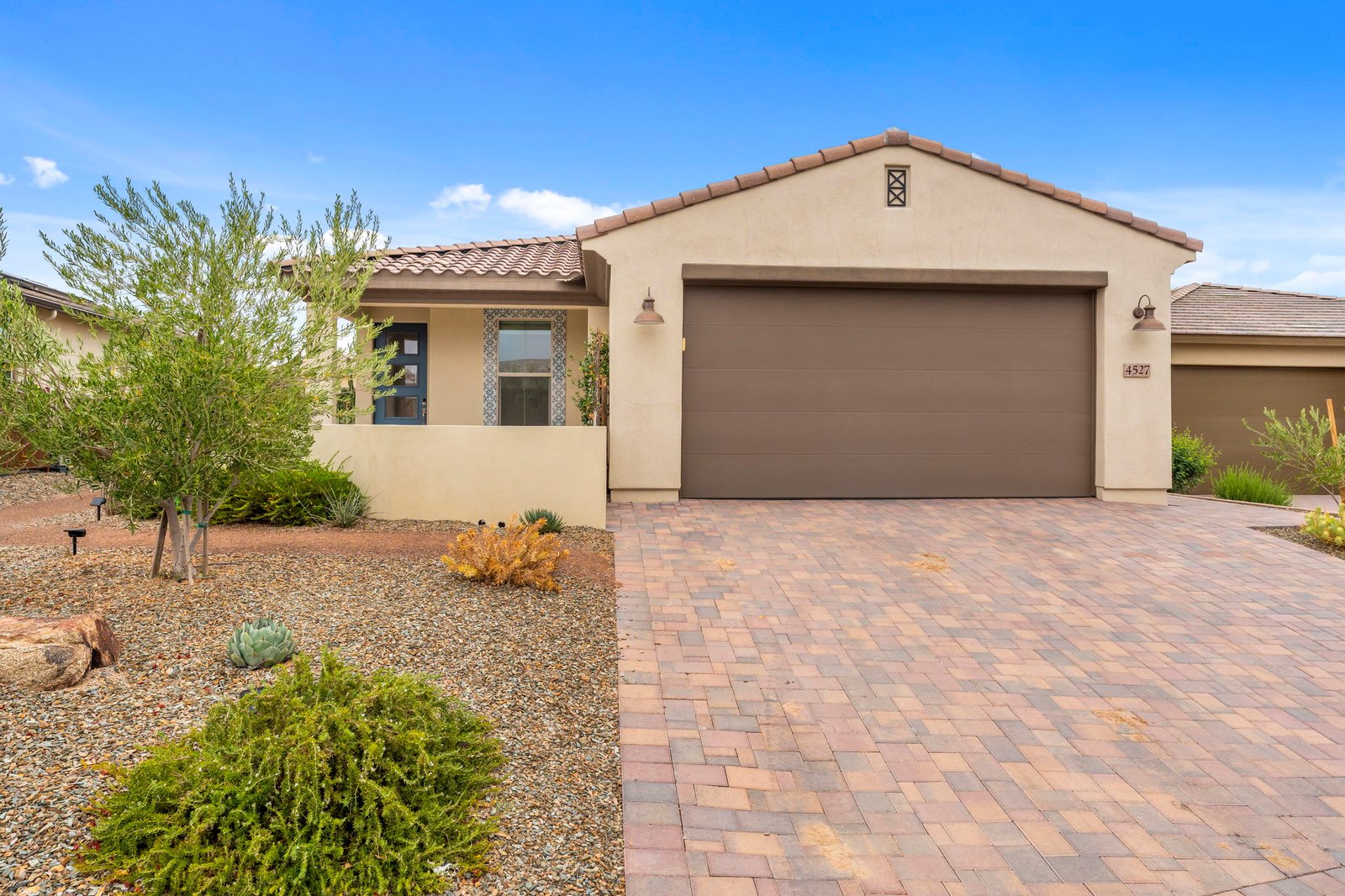4527 CHARRO COURT