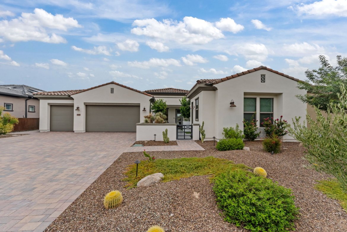 3300 MAVERICK DRIVE