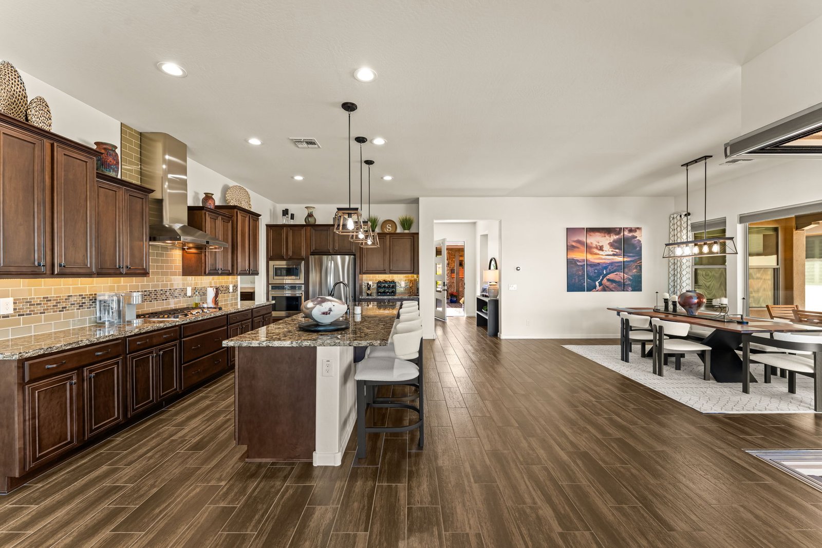 3765 RIDGEVIEW TERRACE