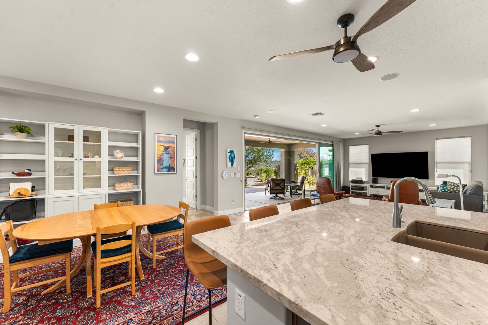 25-web-or-mls-DSC06461 3280 BUCKAROO COURT