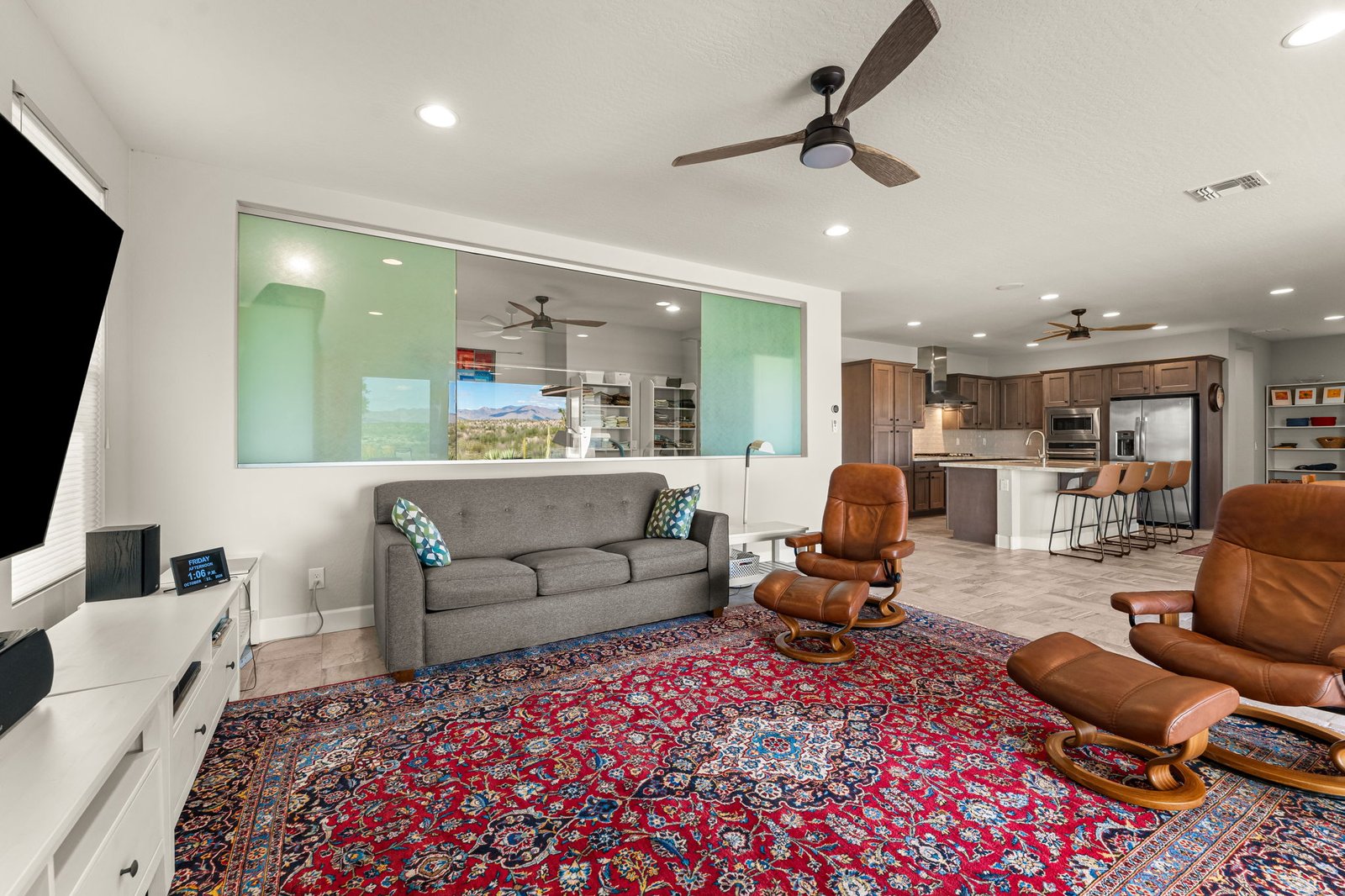 27-web-or-mls-DSC06481 3280 BUCKAROO COURT