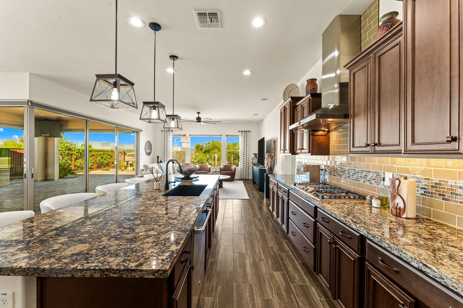 3765 RIDGEVIEW TERRACE