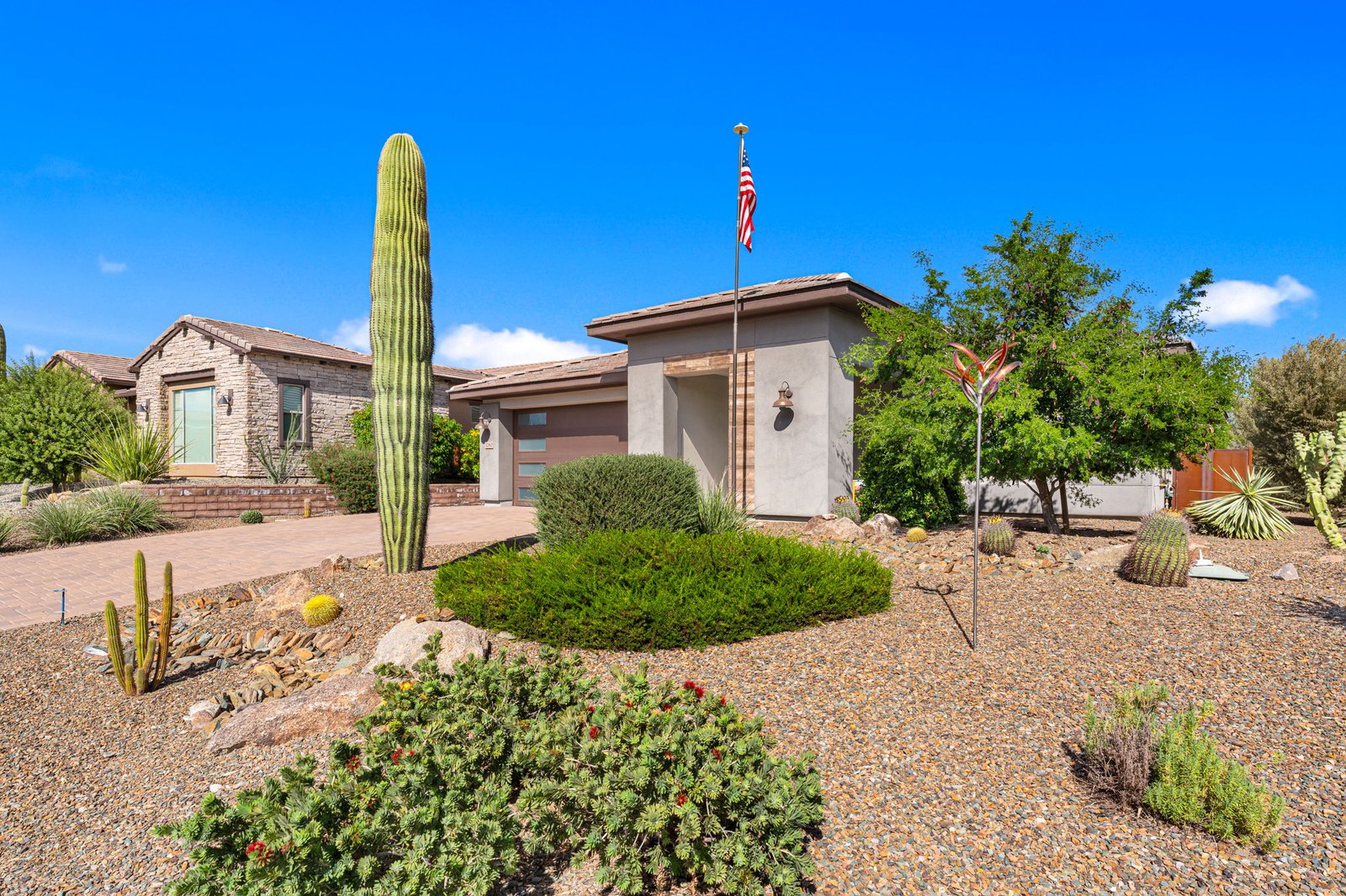 3-web-or-mls-DSC06559 3280 BUCKAROO COURT