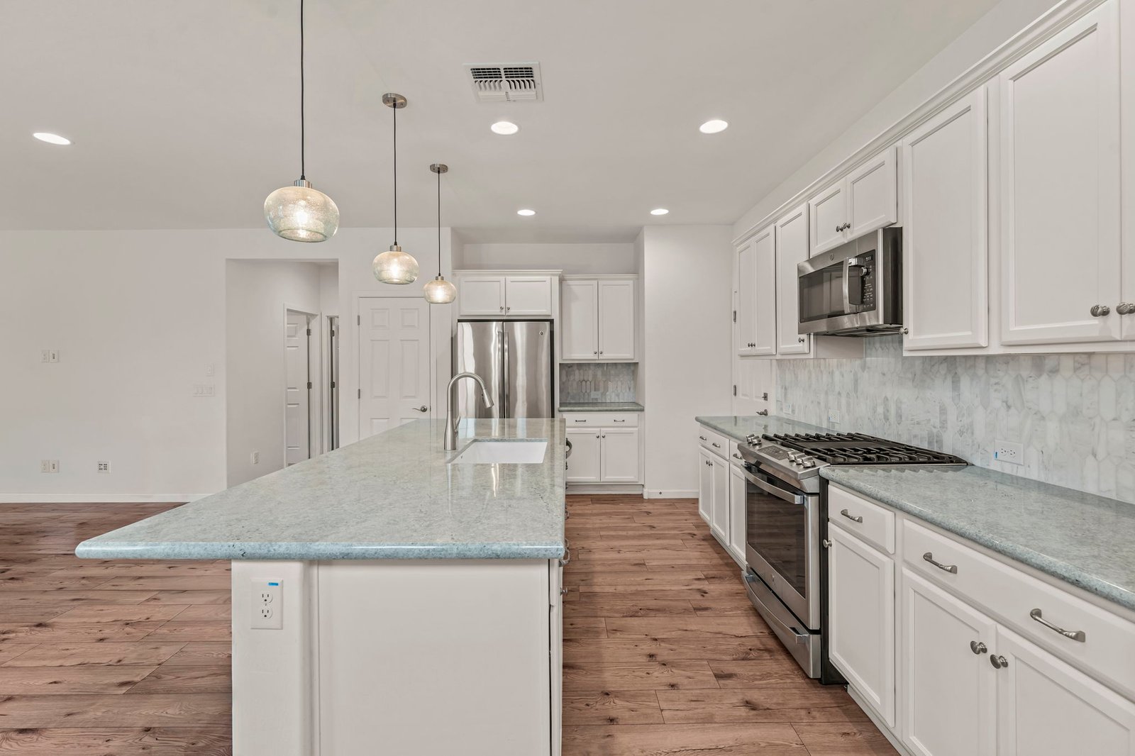 4527 CHARRO COURT