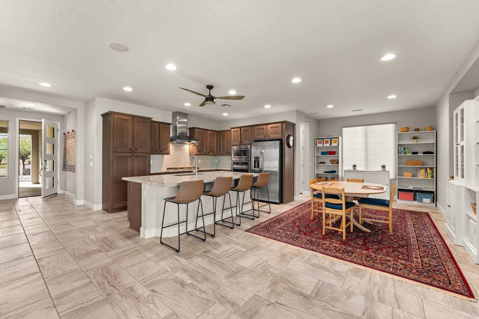 8-web-or-mls-DSC06371 3280 BUCKAROO COURT