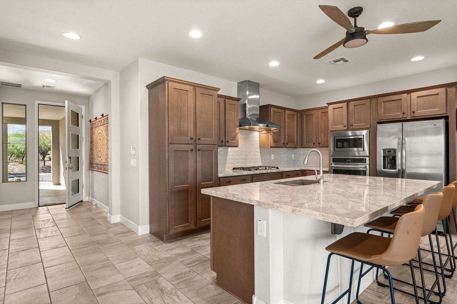 9-web-or-mls-DSC06376 3280 BUCKAROO COURT